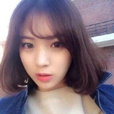 女子逆行发生剐蹭 小伙：只听交警的